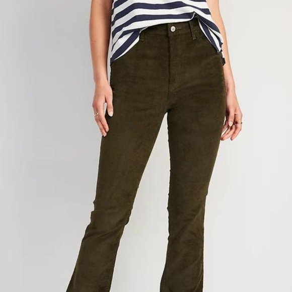 Old Navy Extra High-Waisted Kicker Corduroy Boot-Cut Pants for Women New - Picture 2 of 10